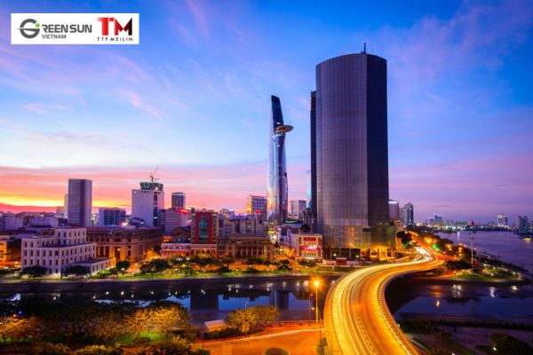 Complete Guide to Setting Up a Company in Vietnam | Differences Between LLCs and Corporations - Intro Image