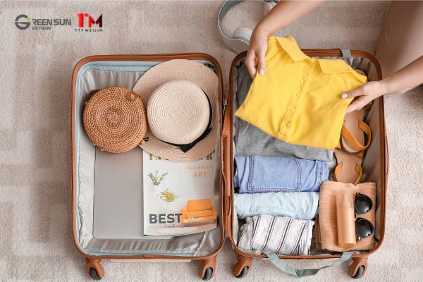 What to Prepare Before Going on a Business Trip, Travel, or Work